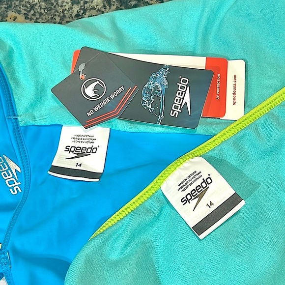 Speedo Heather Splice Tankini Set - Picture 11 of 12